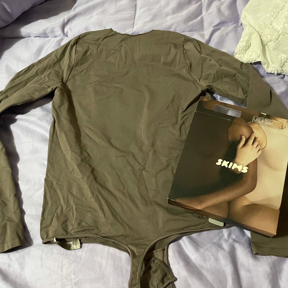Skims long sleeve crew neck bodysuit